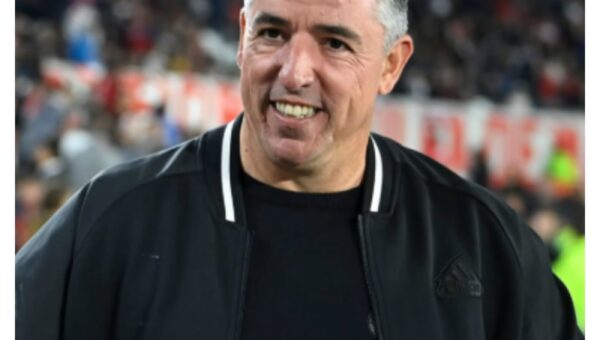 Ballon d’Or 2026: ‘He had a tremendous season’ – Roy Makaay names player to win award