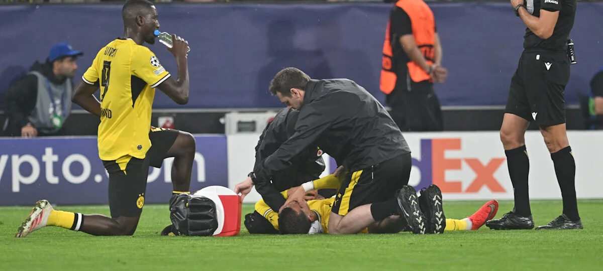 Dortmund’s Karetsas out of weekend game but Schlotterbeck may return