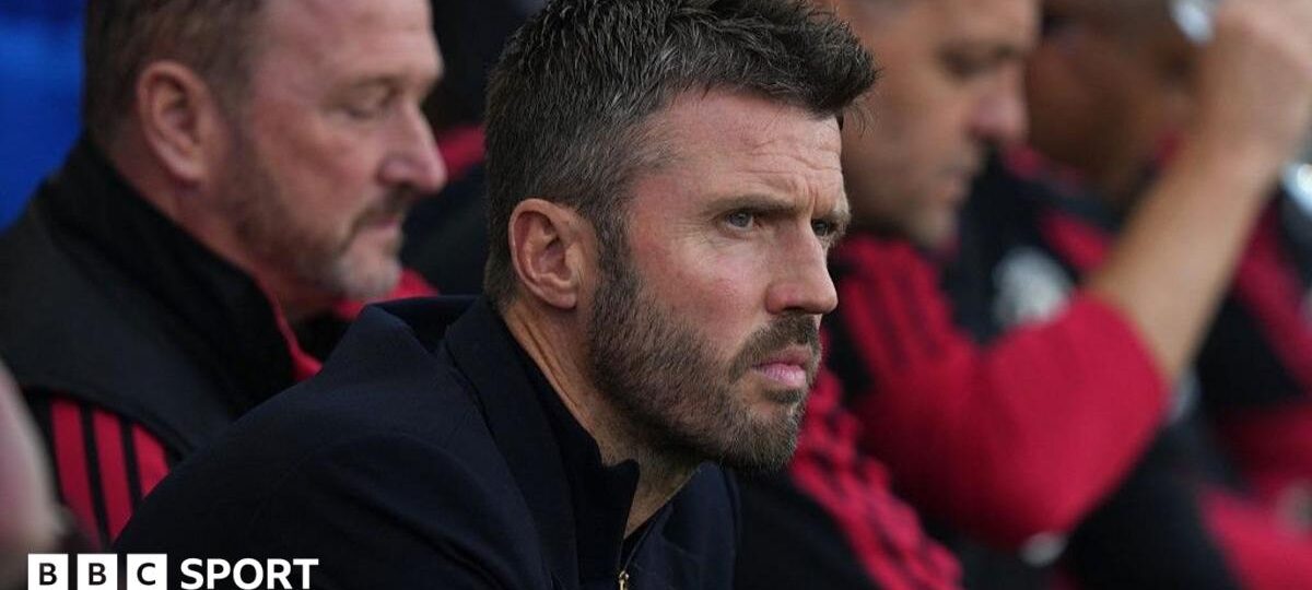 Carrick refutes Neville's 'pathetic' claim - but Man Utd must improve