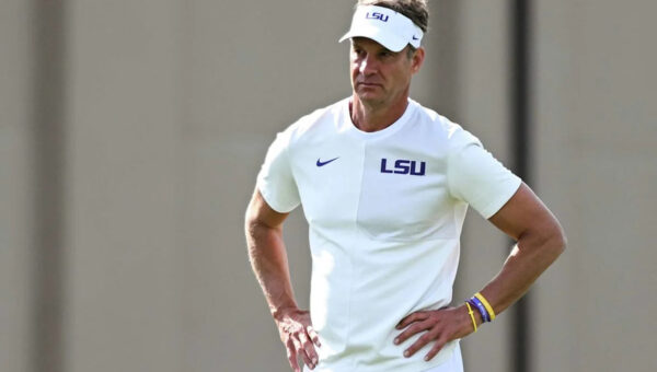 New ways to pick College Football Playoff, LSU’s villain era and Aggies on the rise? | Bohls
