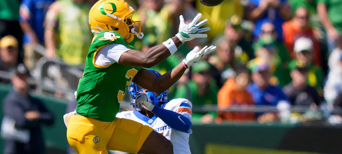 Oregon football’s Jeremiah McClellan’s injury. What we know