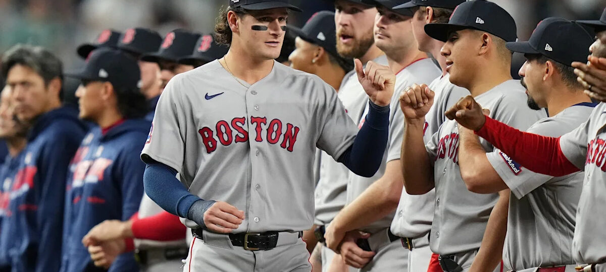 Roman Anthony out of Red Sox lineup in Game 2 of Wild Card Series against Yankees after hurting hand