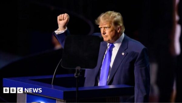 Trump says every adult American would get $5,000 if Republicans win midterms