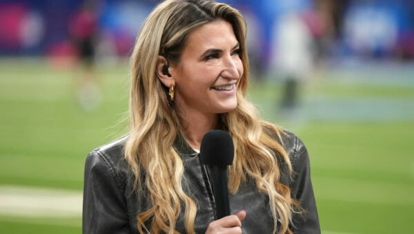 Cynthia Frelund predicts Broncos will beat Eagles in the Super Bowl