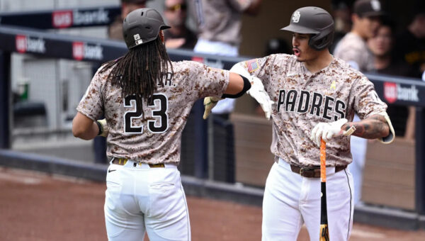 San Diego Padres open with three consecutive home runs to down Yankees