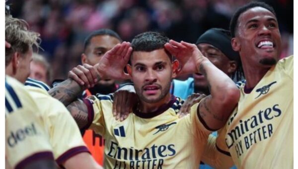 EPL table: Arsenal go top after 2-0 win at Sunderland