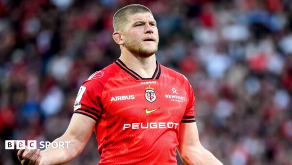 Top 14 award winner Willis reiterates desire to play Test rugby