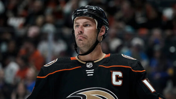 Anaheim Ducks to retire number of longtime captain Ryan Getzlaf on Jan. 30