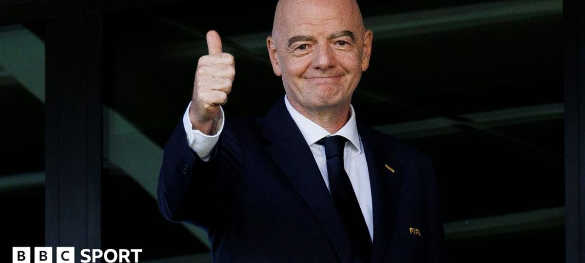 Infantino makes bigger cash pledge to Fifa members