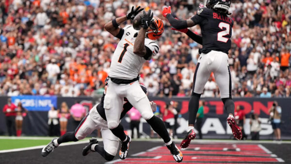 Ja’Marr Chase scores 2 TDs on passes from Joe Burrow to lead the Bengals past the Texans 20-6