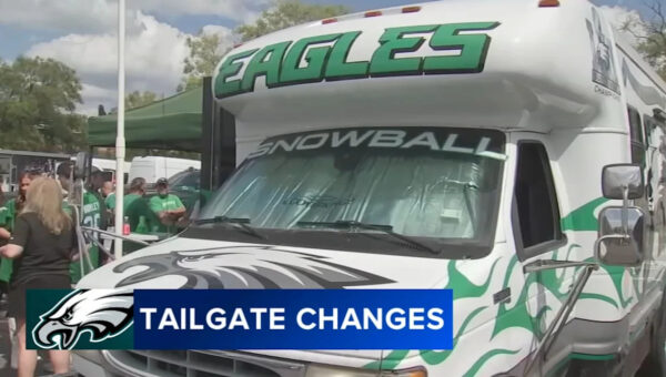 Eagles tailgating: New parking rules coming for oversized vehicles outside Linc