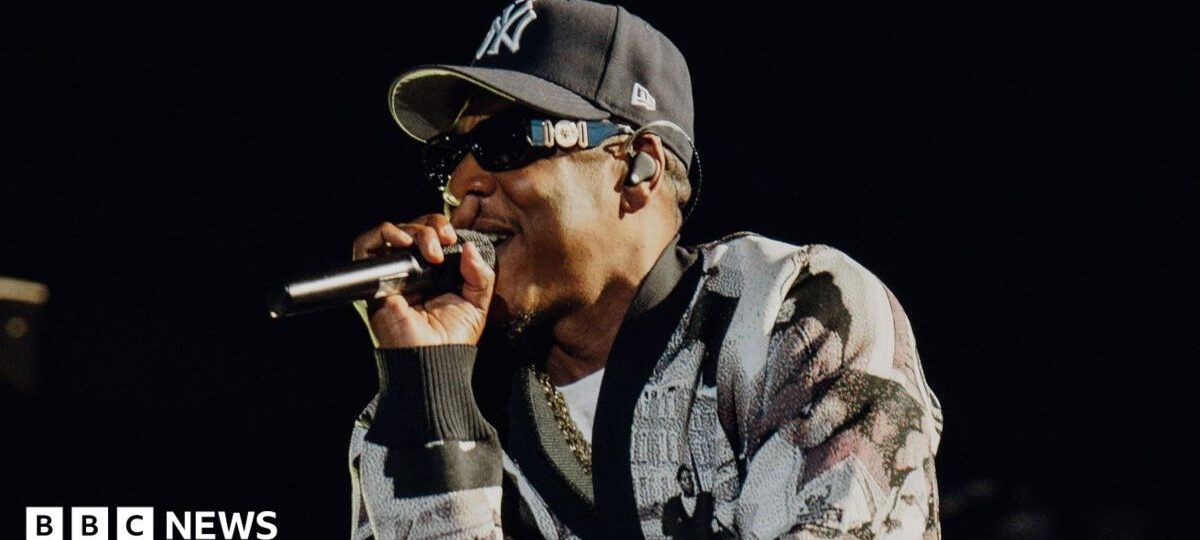 Lauryn Hill, Wyclef and Giggs among surprise guests at Jay-Z's long-awaited UK show