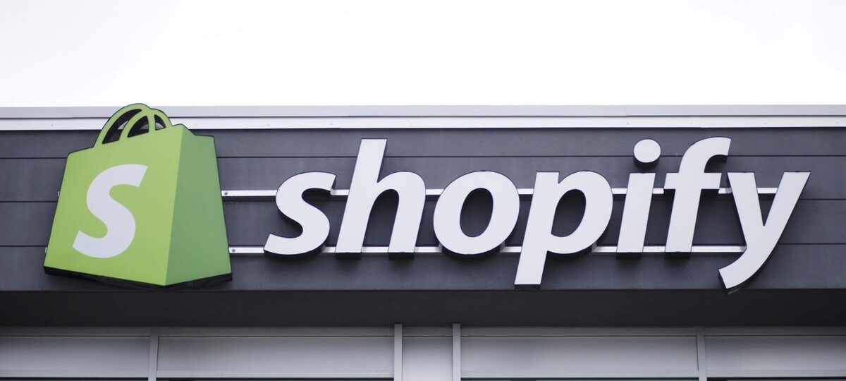 Shopify’s COO says her ideal employee is an ‘X-shaped’ person