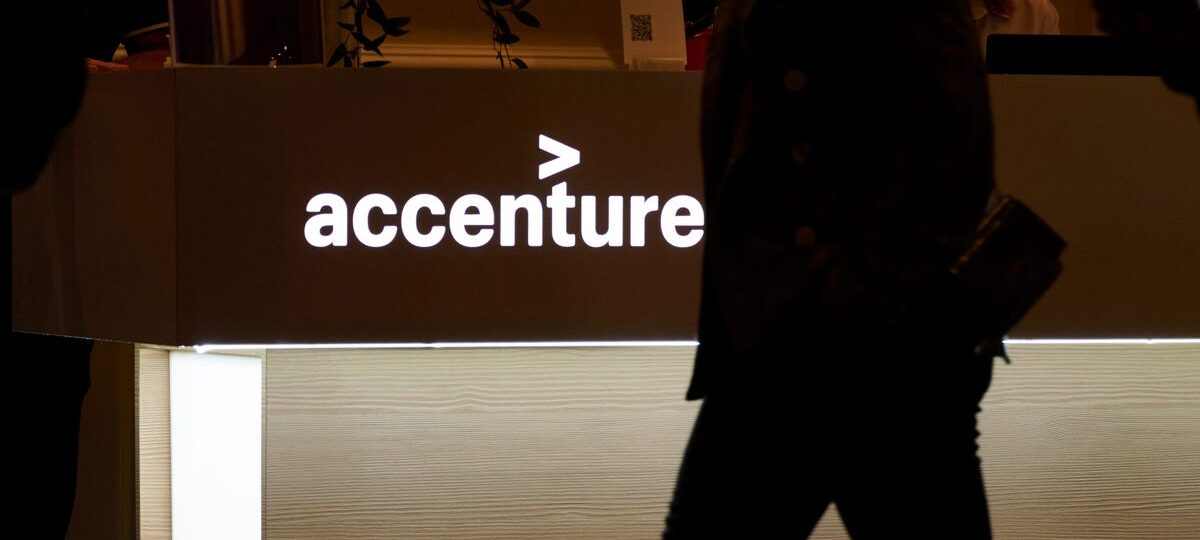 Accenture and Google are teaming up to send 1,000 engineers into the field to help clients with AI