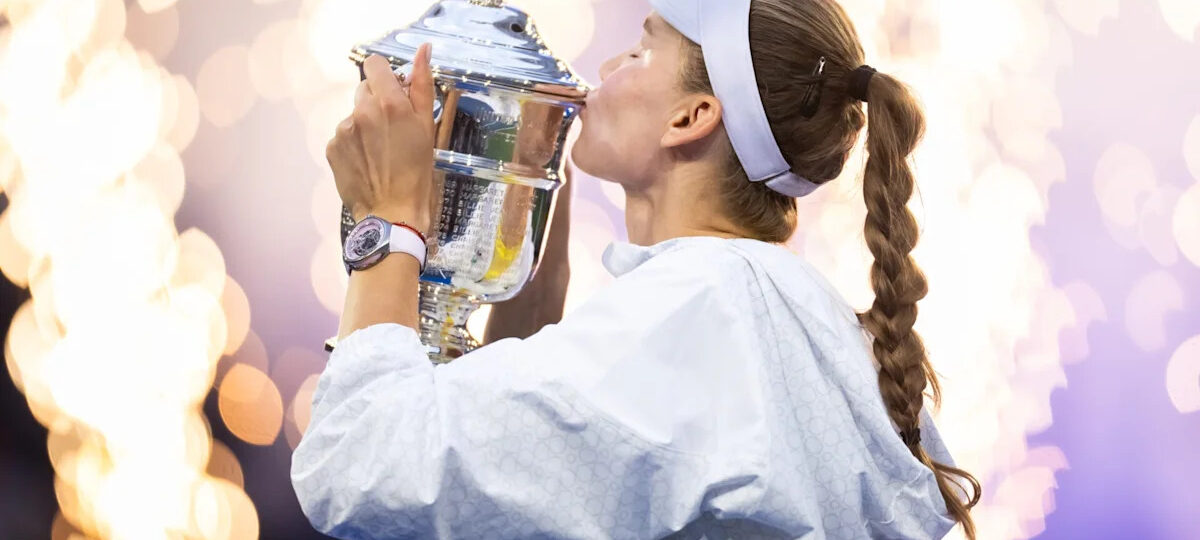 Kim Clijsters has noticed a major change in Elena Rybakina this year as she becomes world number one