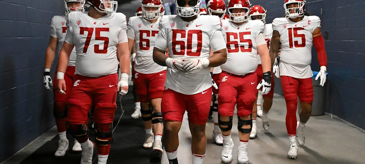 WSU rocking traditional colors for Apple Cup