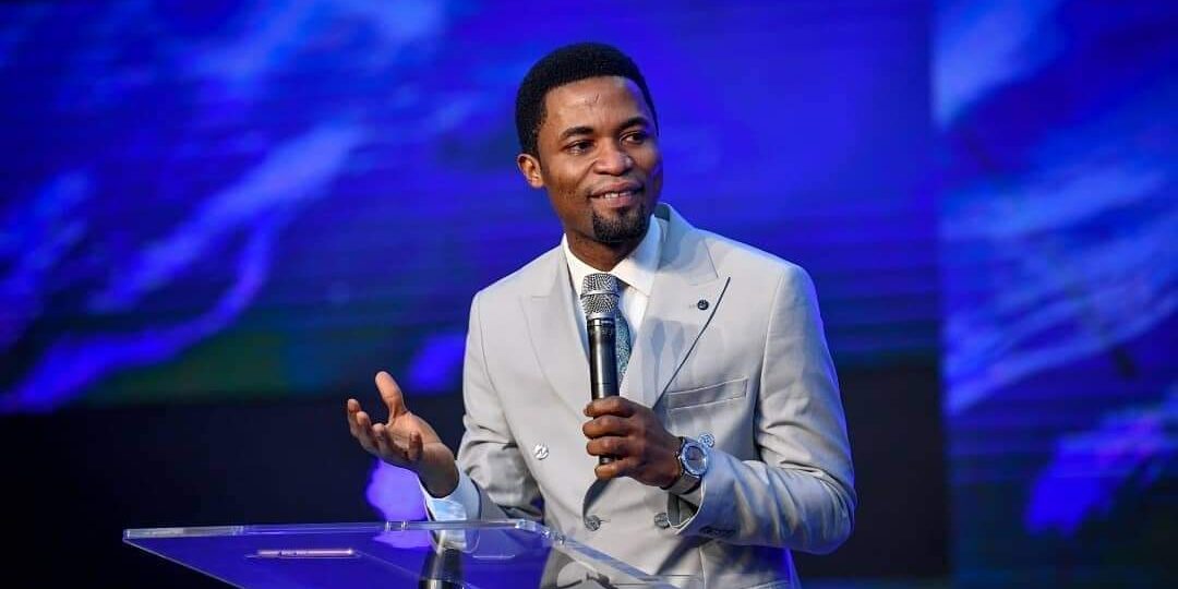 ‘You lack ethical values’ – Michael Orokpo knocks VDM for mocking Arome Osayi