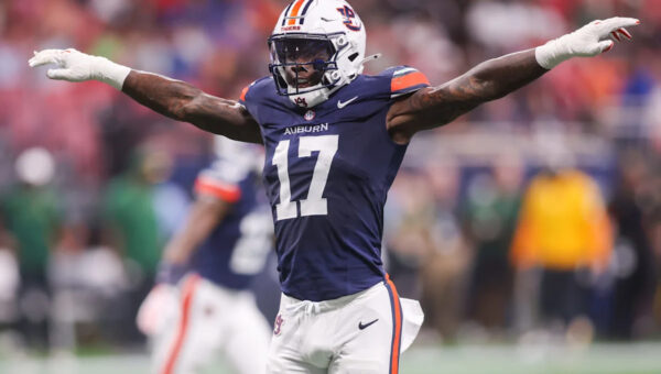 Joe Tessitore went wild in iconic call of Auburn-Baylor