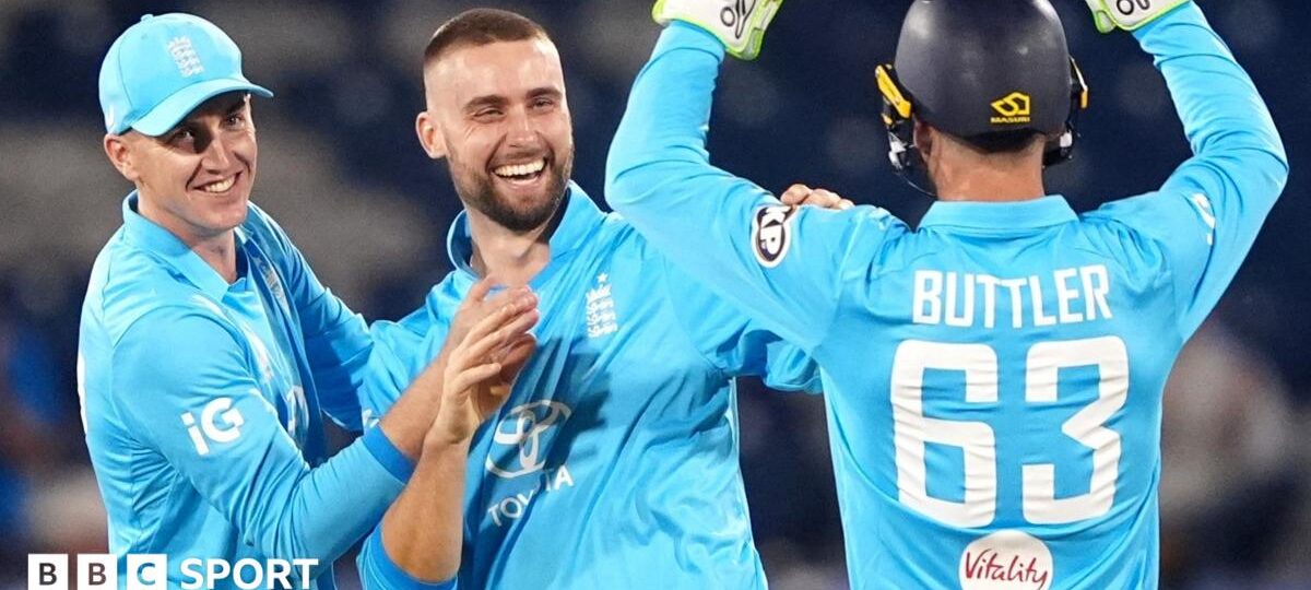Jacks stars as England grind out win over Sri Lanka