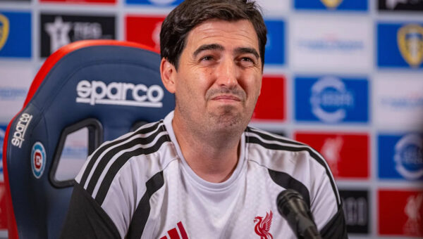 Andoni Iraola pushing for decision on Liverpool defender