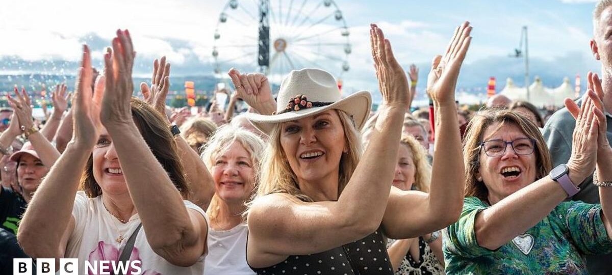 In pictures: Thousands flock to Radio 2 in the Park in Stirling