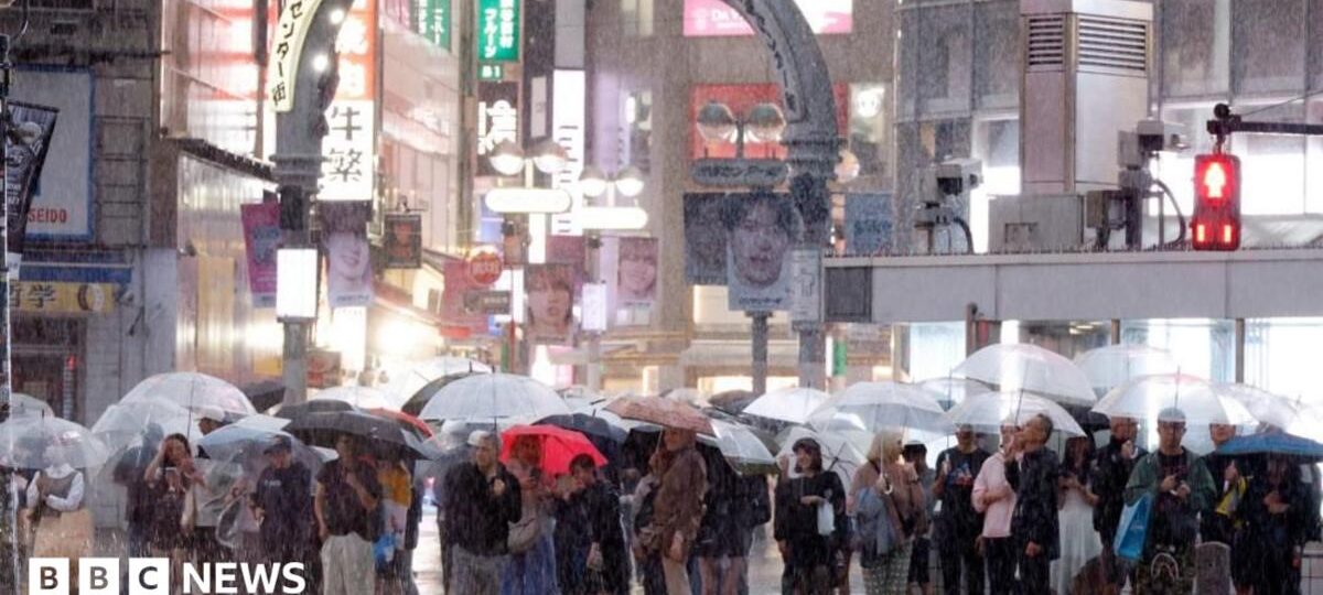 Millions urged to evacuate as powerful Typhoon Dujuan hits Japan