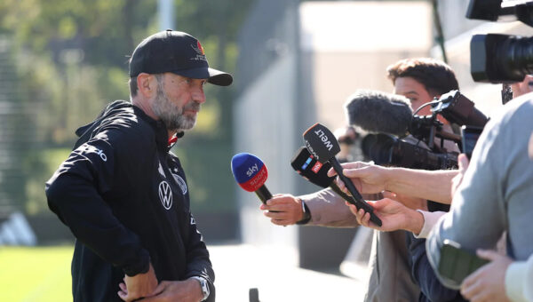 Jürgen Klopp won’t promise titles for Germany