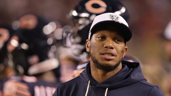 DJ Moore’s kind gesture after one fan paid his restaurant bill goes viral among Buffalo Bills fans
