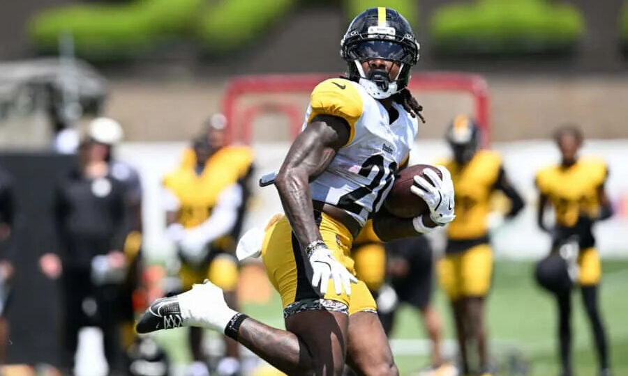 Former third round pick could get major Green Bay Packers opportunity after running game struggles