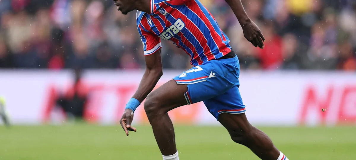 Chelsea linked with realistic bid for £25m experienced Premier League full back