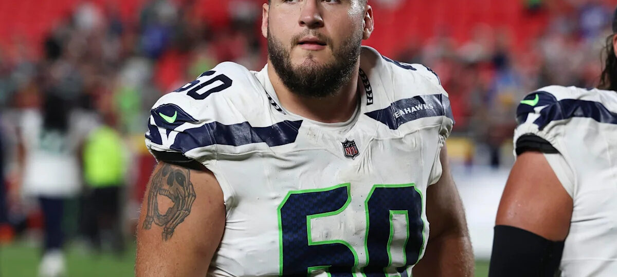 Seahawks will continue right guard rotation with Anthony Bradford out