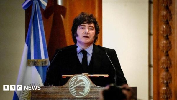 Argentina targets oil company operating in Falklands