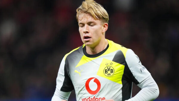 Red-hot Swedish ace wanted by Man United opens up on his future