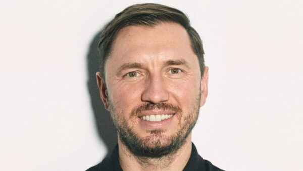 The CEO of language-learning startup Preply asks job candidates these questions