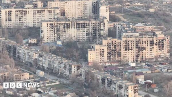 Residents eating garden weeds in Russian-occupied city cut off from food and water