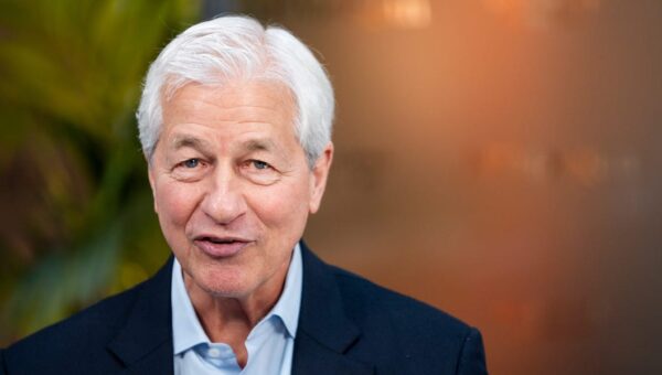 Jamie Dimon and AT&T CEO John Stankey shared 4 tips for crushing your career