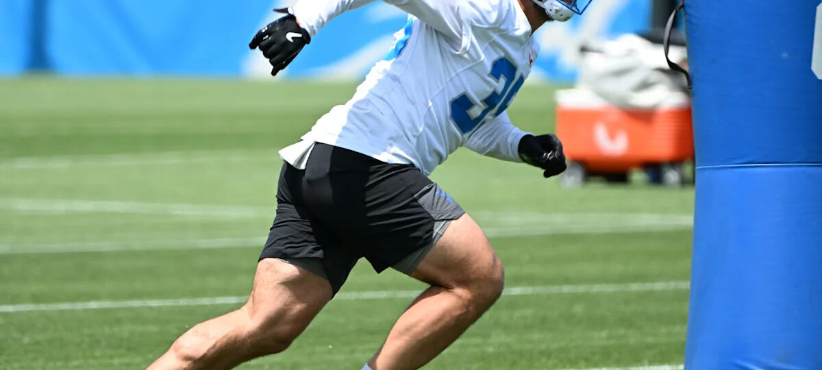Lions sign Joe Bachie from practice squad; one 53-man spot remains open