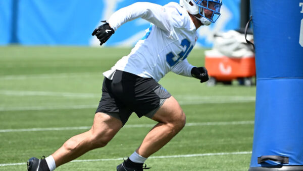 Lions sign Joe Bachie from practice squad; one 53-man spot remains open