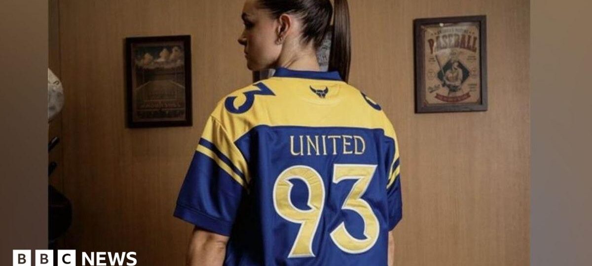 Football club apologises for United 93 shirt advert