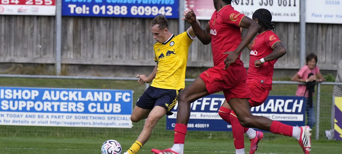 U21s encounter all square after eight-goal thriller