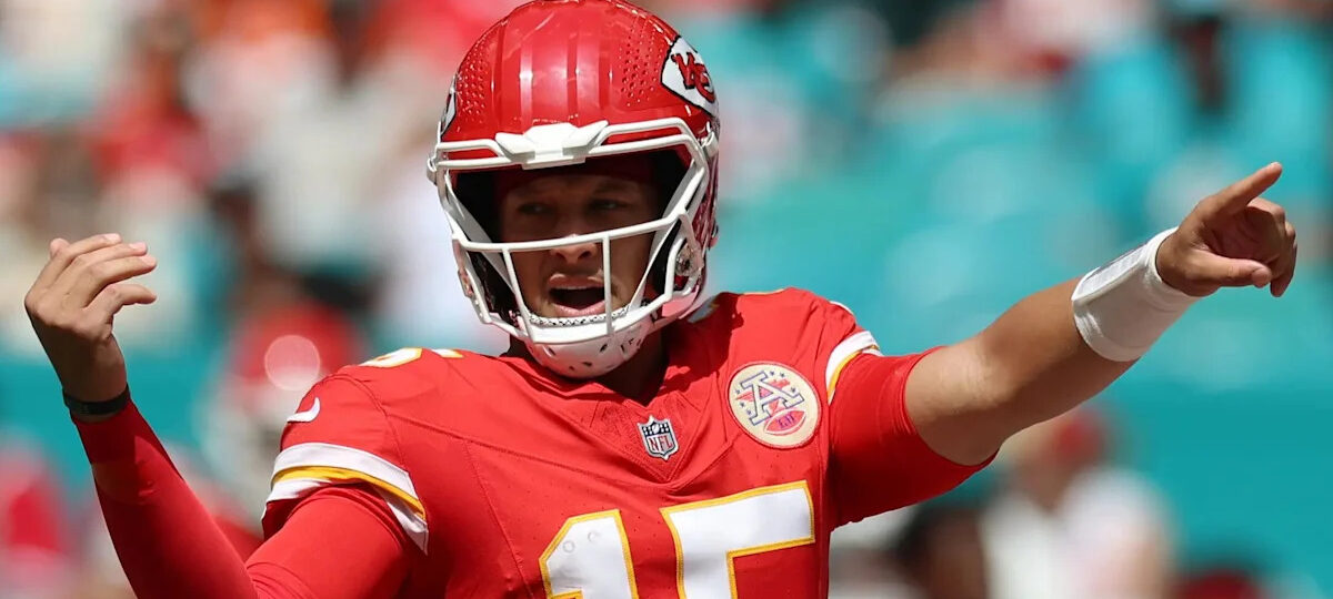 Patrick Mahomes Just Passed Another NFL Legend in the Record Books