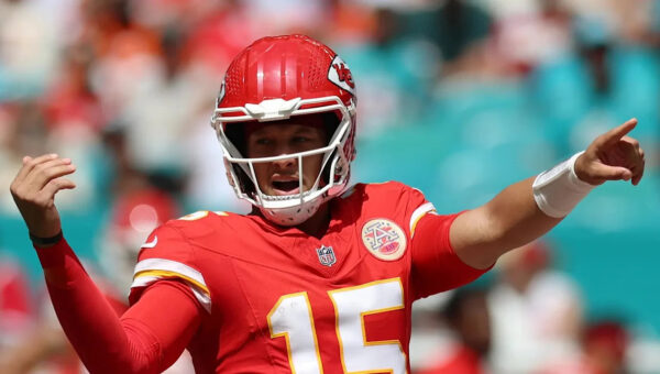 Patrick Mahomes Just Passed Another NFL Legend in the Record Books