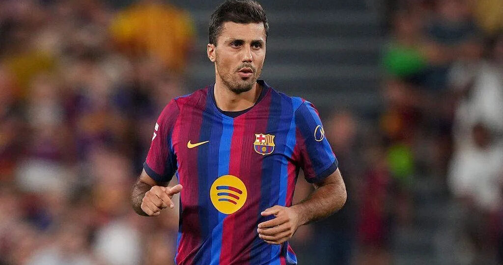 Barca's Rodri apologises over Valencia 'weak' comments