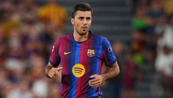 Barca’s Rodri apologises over Valencia ‘weak’ comments