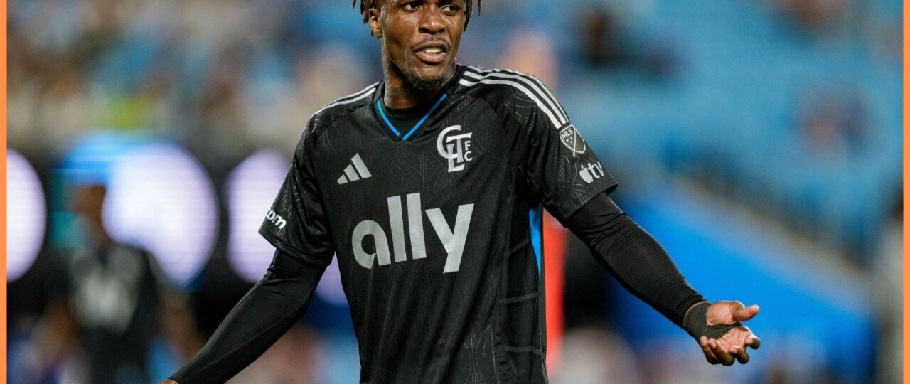 Wilfried Zaha offered surprise move as former Man United winger eyes European return