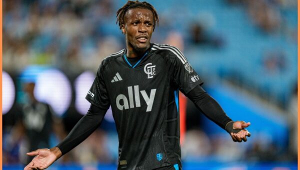 Wilfried Zaha offered surprise move as former Man United winger eyes European return