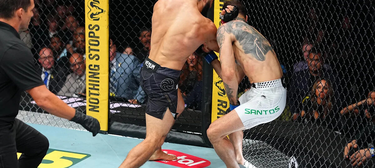 Tony Ferguson taught Arman how to throw killer elbow that knocked out Mauricio Ruffy at UFC 331