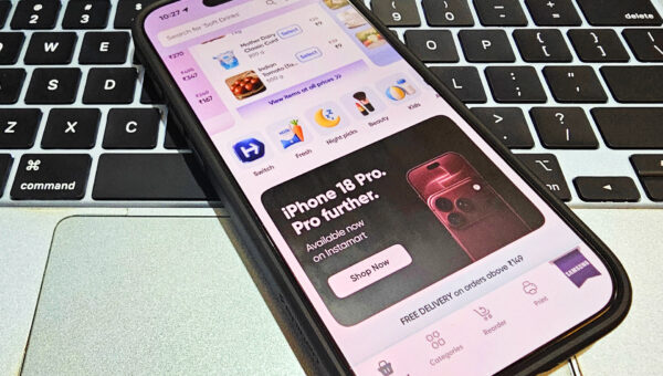 In India, the new iPhone can arrive faster than a pizza
