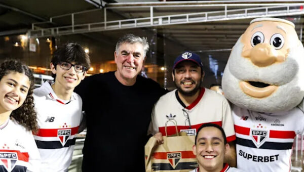 São Paulo pays tribute to Paralympic athletes against Internacional