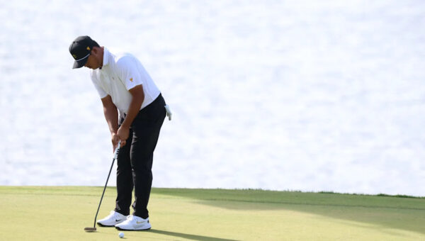 Paul Chang Signs Deal With JumboMax Grips